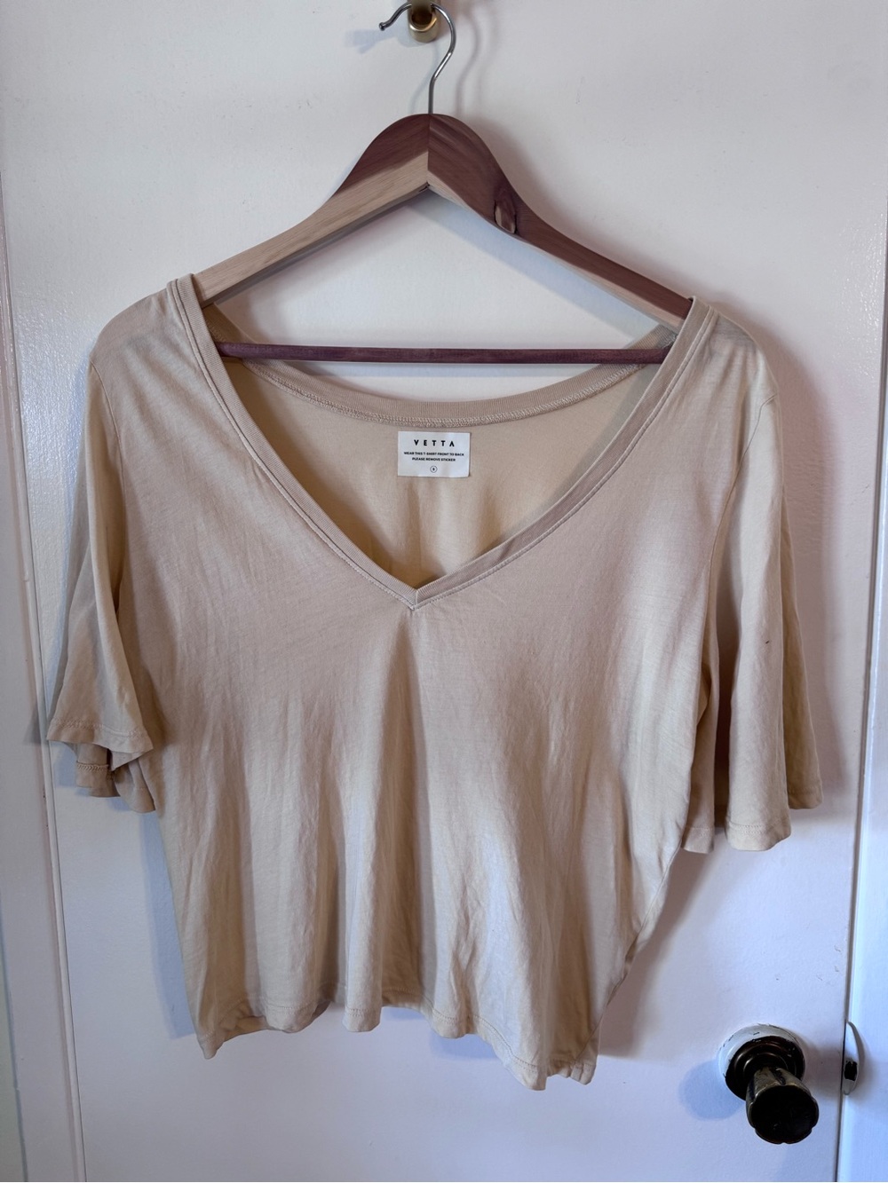 Vetta Women's V-Neck Short Sleeve Top in Beige - small